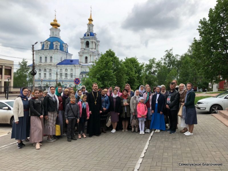 Троицкий храм пос.Латная, май 2019