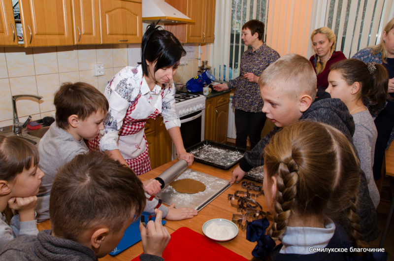 Семилуки, готовимся к Рождеству Христову (1)