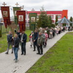 Девица_Пасхальный Кретсный ход-школьники (4)