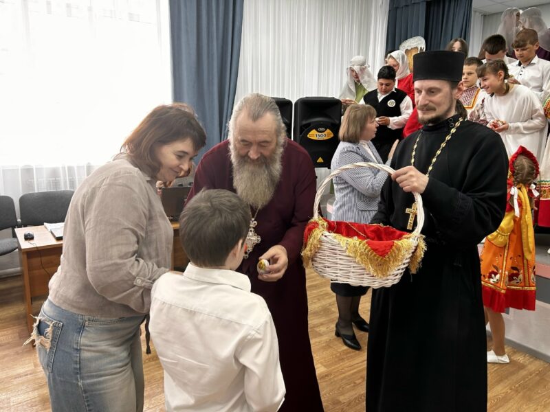 Праздник Пасхи Христовой в Семилукском интернате-2026 (3)